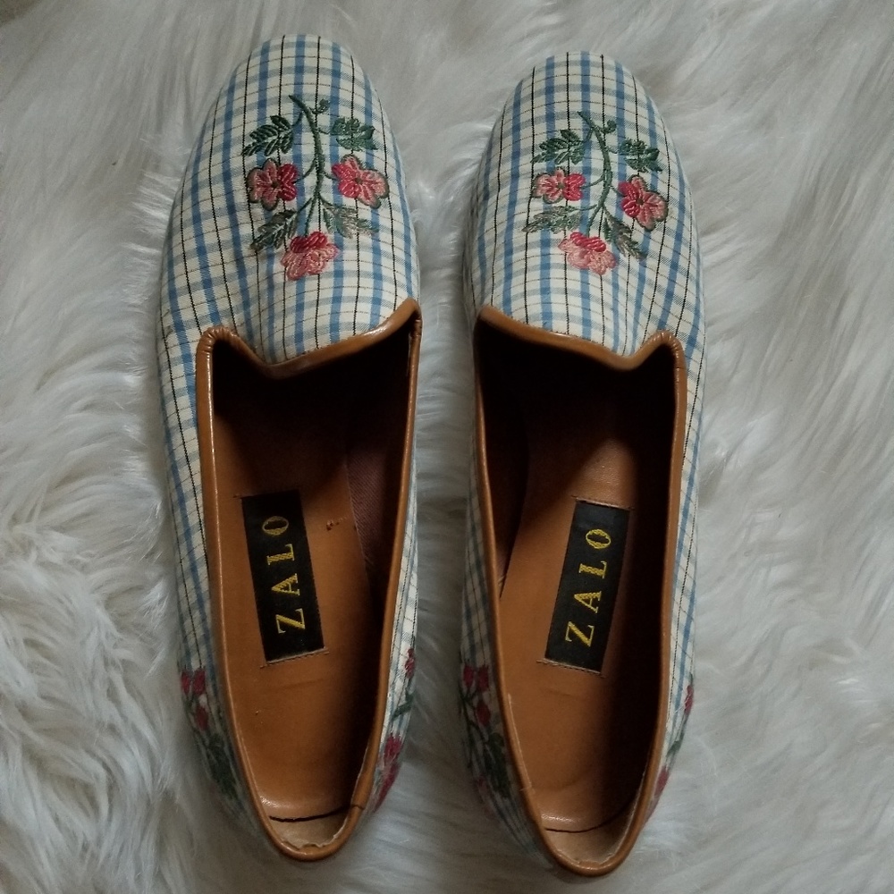 Cute Flats Size 9,5